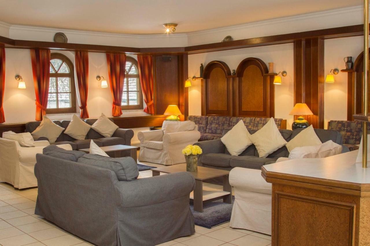 Hasik Hotel Magyarpolany Экстерьер фото